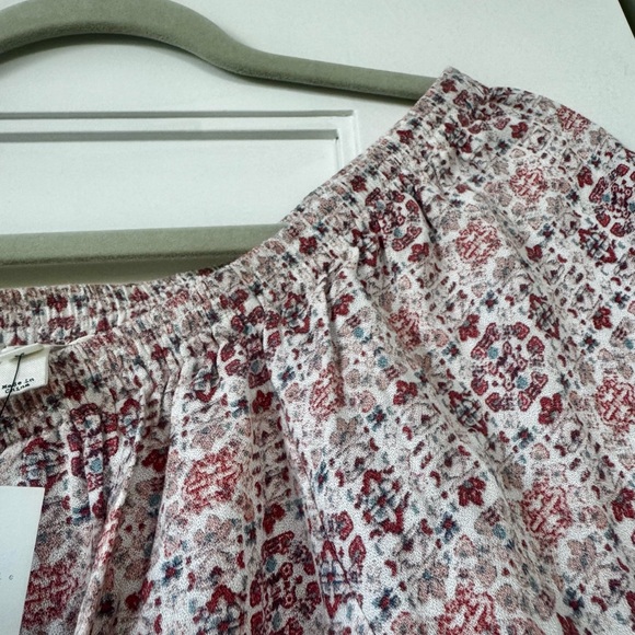 Adorable Soft Joie off shoulder 🌹 - Picture 5 of 5